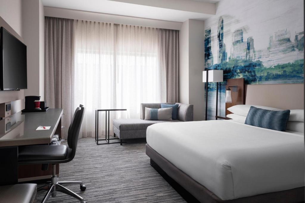 Indianapolis Marriott Downtown amenities